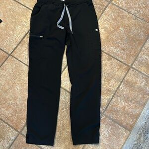 Figs scrubs bottom black small